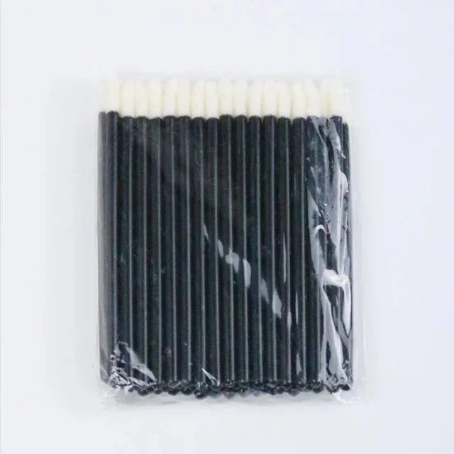 DISPOSABLE EYELASH BRUSHES